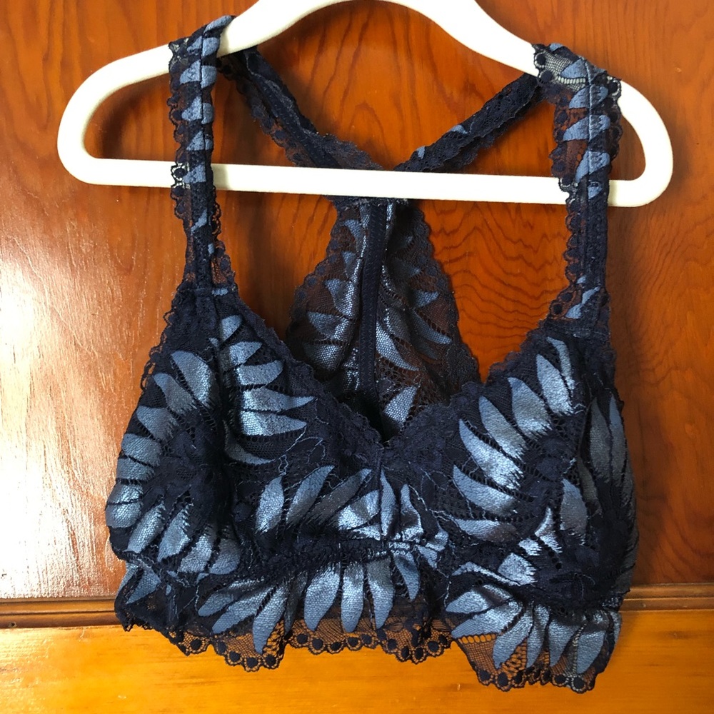 Aerie Racerback Bralette with Leaf Designs